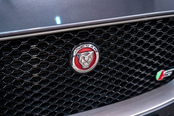 Used Jaguar F-Pace 2016 for sale - 76297104: Photo 42