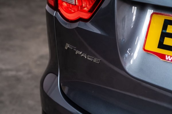 Used Jaguar F-Pace 2016 for sale - 76297104: Photo 44