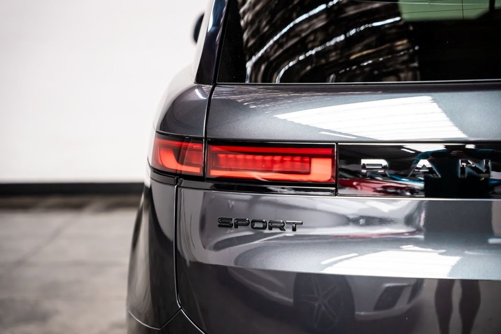 Used Land Rover Range Rover Sport 2024 for sale - 77588192: Photo 33