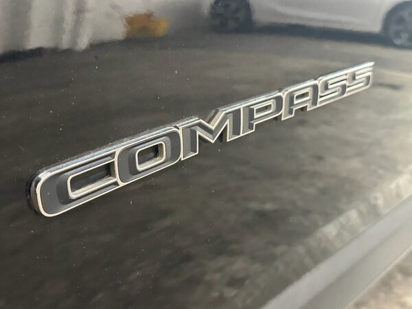 Used Jeep Compass 2018 for sale - 76009693: Photo 30