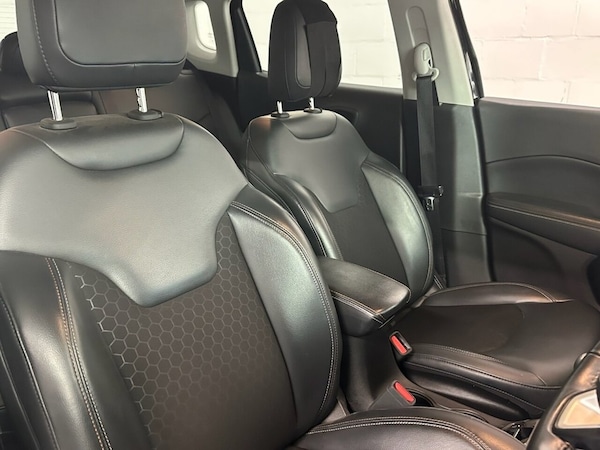 Used Jeep Compass 2018 for sale - 76009693: Photo 4