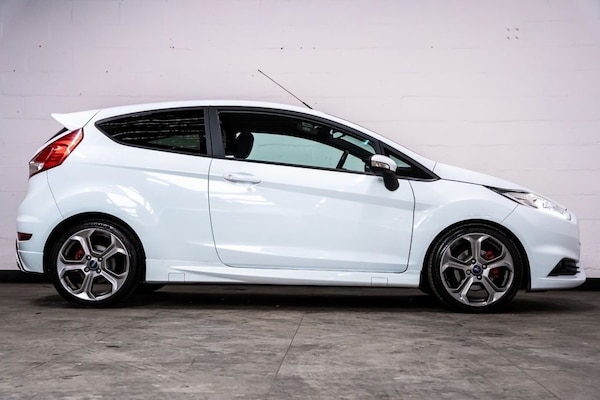 Used Ford Fiesta 2014 for sale - 76309450: Photo 19