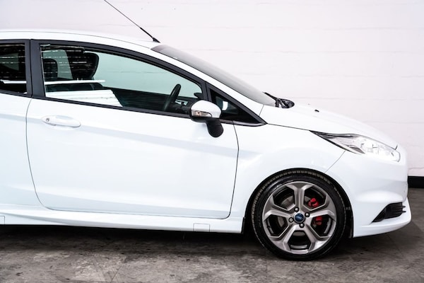 Used Ford Fiesta 2014 for sale - 76309450: Photo 21