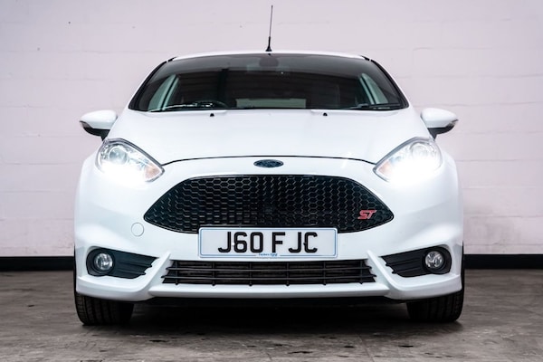 Used Ford Fiesta 2014 for sale - 76309450: Photo 2
