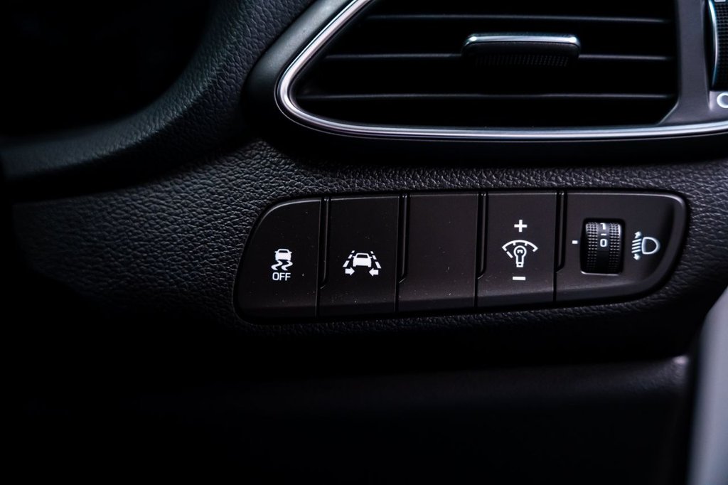 Used Hyundai i30 2017 for sale - 76888578: Photo 20