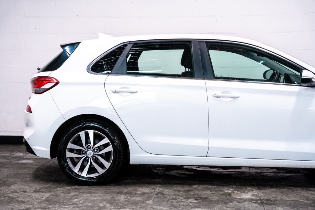 Used Hyundai i30 2017 for sale - 76888578: Photo 23