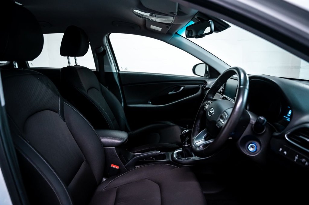 Used Hyundai i30 2017 for sale - 76888578: Photo 5