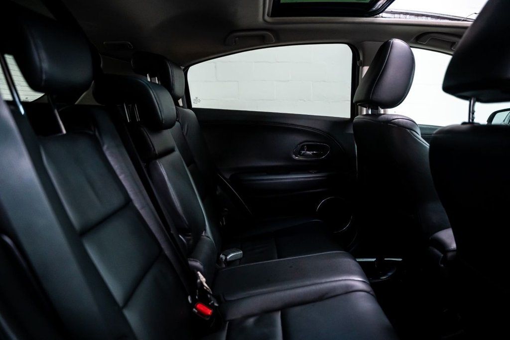 Used Honda HR-V 2017 for sale - 78069017: Photo 6