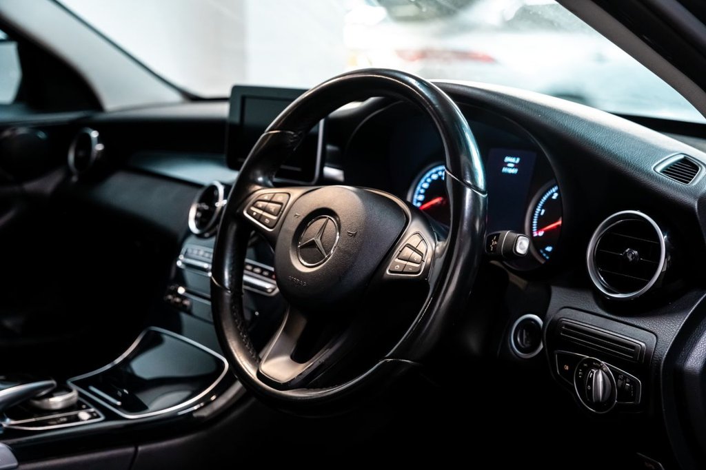 Used Mercedes-Benz C Class 2016 for sale - 77399859: Photo 7