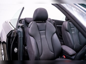 Used Audi A3 Cabriolet 2018 for sale - 77720016: Photo