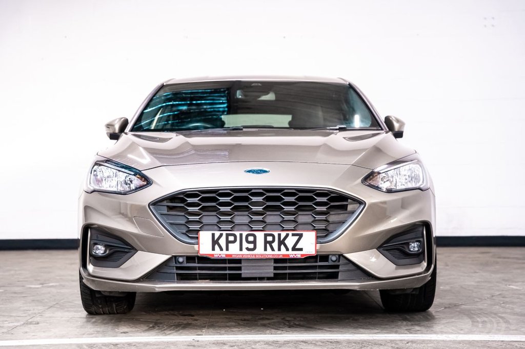 Used Ford Focus 2019 for sale - 76909792: Photo 2