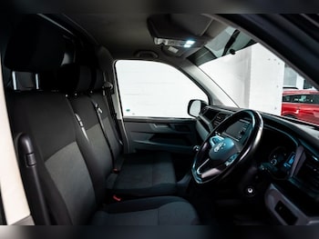 Used Volkswagen Transporter 2023 for sale - 77849623: Photo