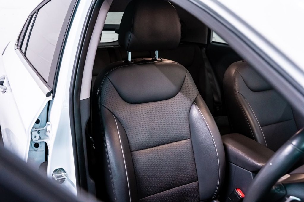 Used Hyundai IONIQ 2022 for sale - 76900483: Photo 4