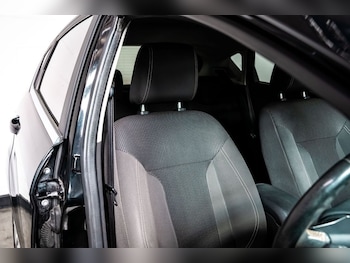 Used Ford Fiesta 2016 for sale - 77849845: Photo