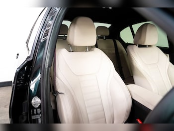 Used BMW 3 Series 2019 for sale - 79103374: Photo