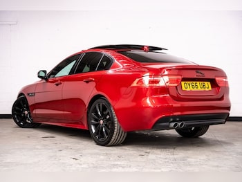 Used Jaguar XE 2016 for sale - 79371266: Photo