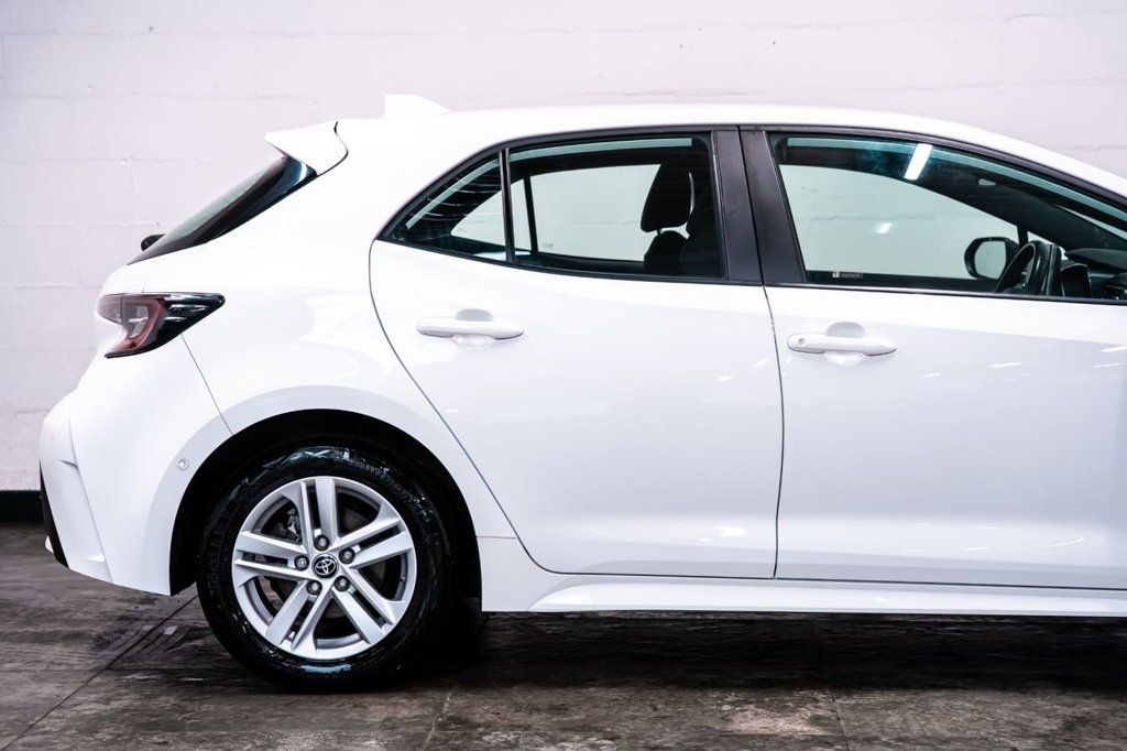 Used Toyota Corolla 2023 for sale - 76900555: Photo 24