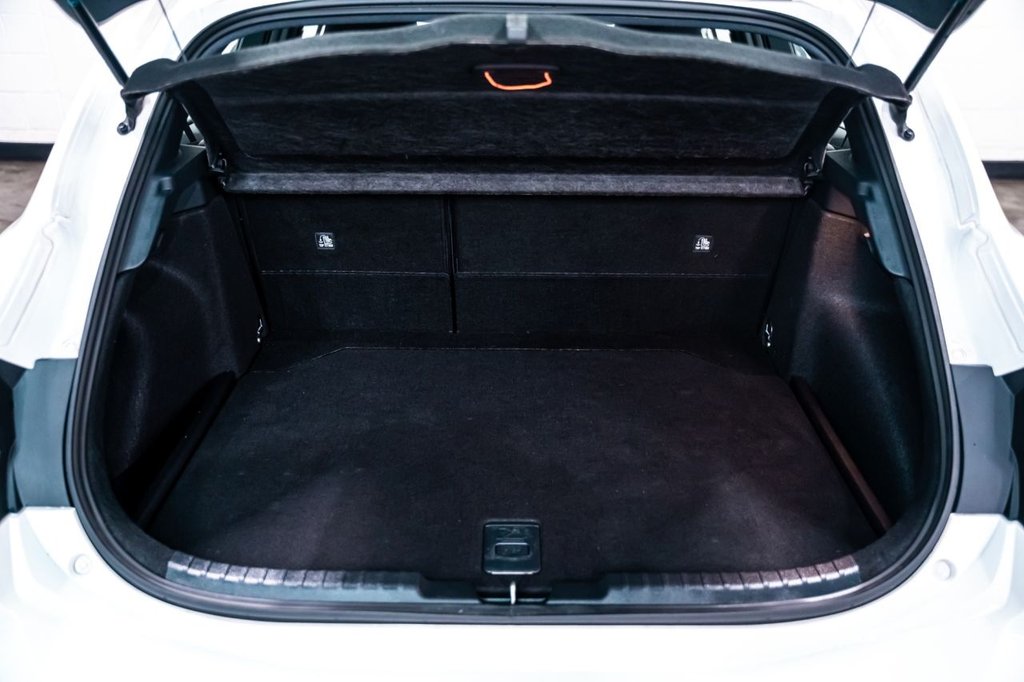 Used Toyota Corolla 2023 for sale - 76900555: Photo 33