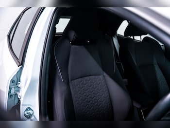 Used Toyota Corolla 2023 for sale - 76900555: Photo