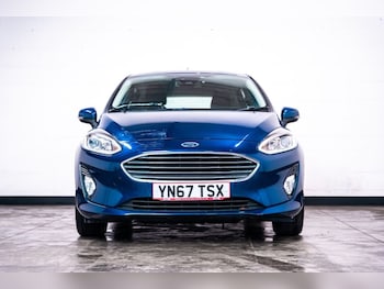 Used Ford Fiesta 2017 for sale - 76654470: Photo
