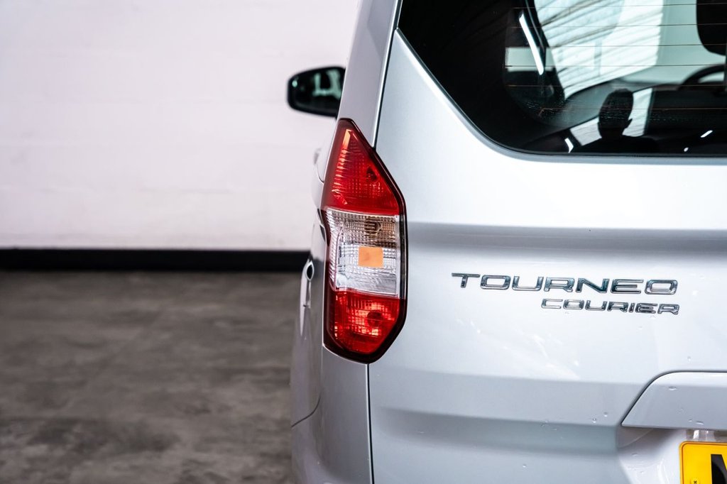 Used Ford Tourneo Courier 2019 for sale - 76867505: Photo 25