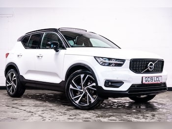 Volvo - XC40
