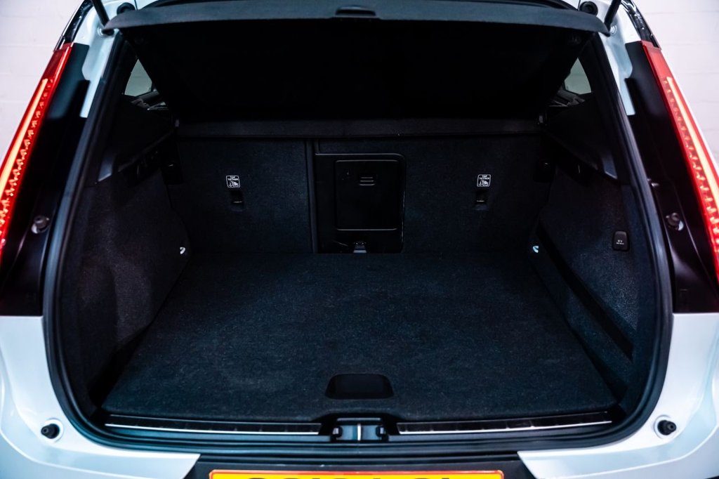 Used Volvo XC40 2019 for sale - 76686073: Photo 34