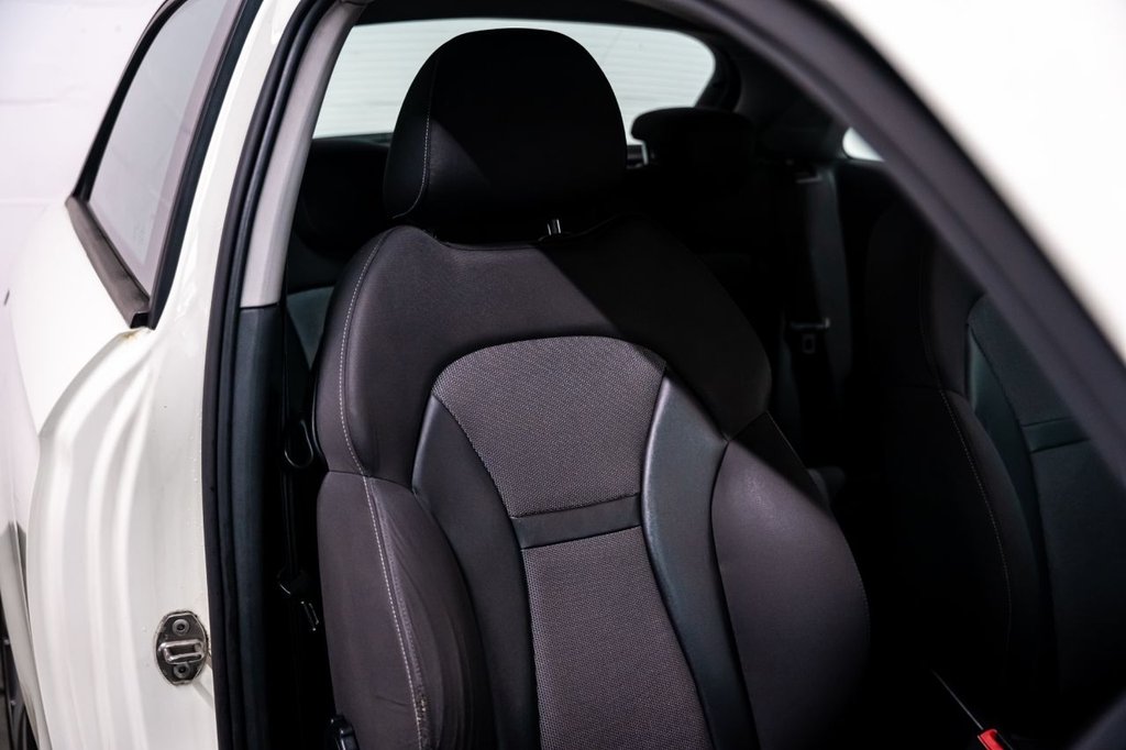 Used Audi A1 2012 for sale - 77383610: Photo 4