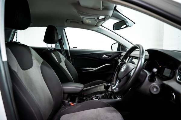 Used Vauxhall Grandland X 2018 for sale - 75619871: Photo 5
