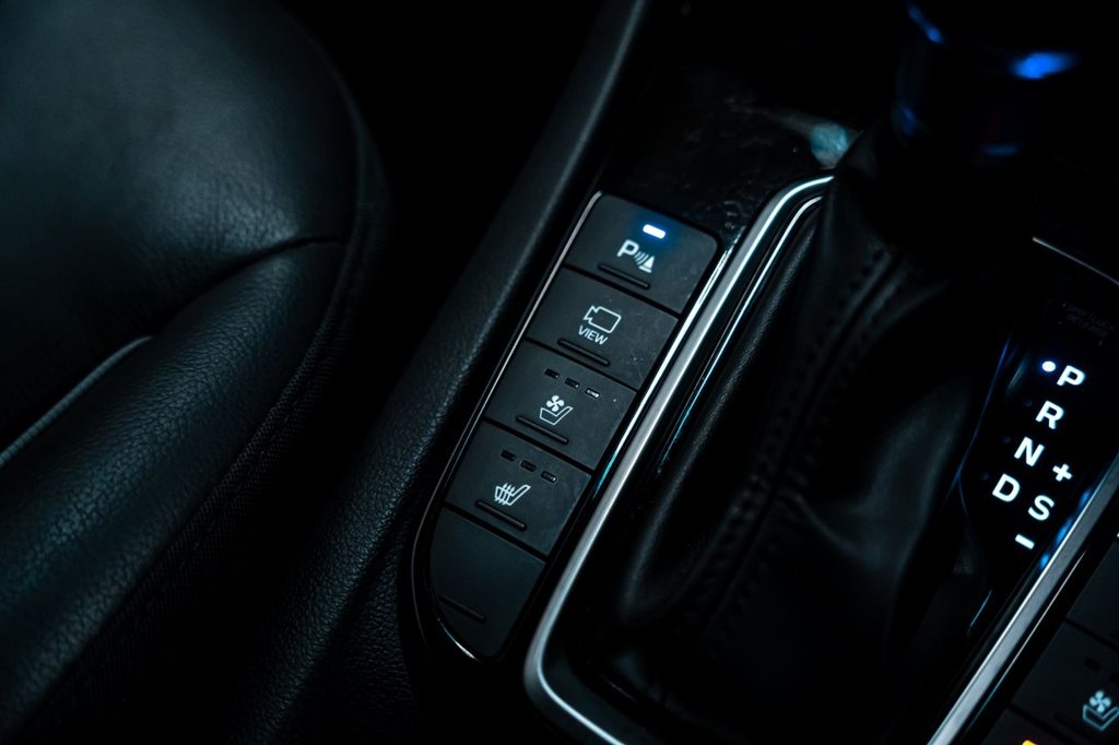 Used Hyundai IONIQ 2022 for sale - 76927535: Photo 12