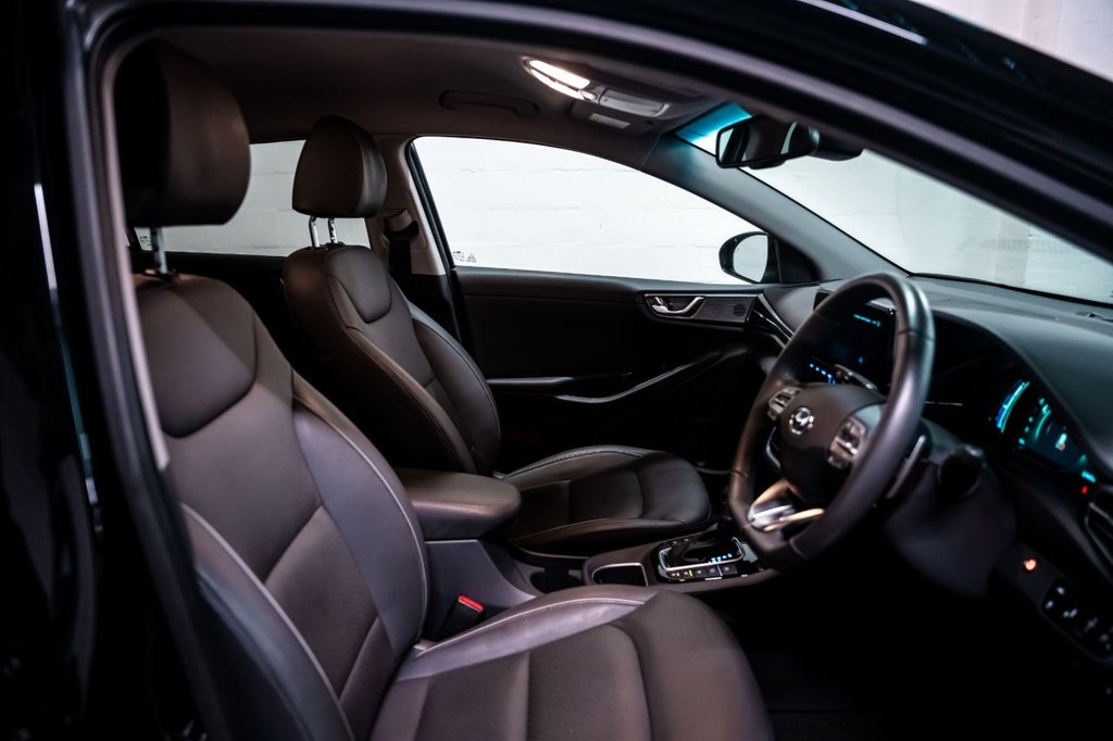 Used Hyundai IONIQ 2022 for sale - 76927535: Photo 4