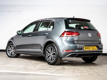 Used Volkswagen Golf 2017 for sale - 75607161: Photo