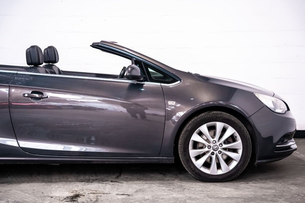 Used Vauxhall Cascada 2013 for sale - 76642153: Photo 23