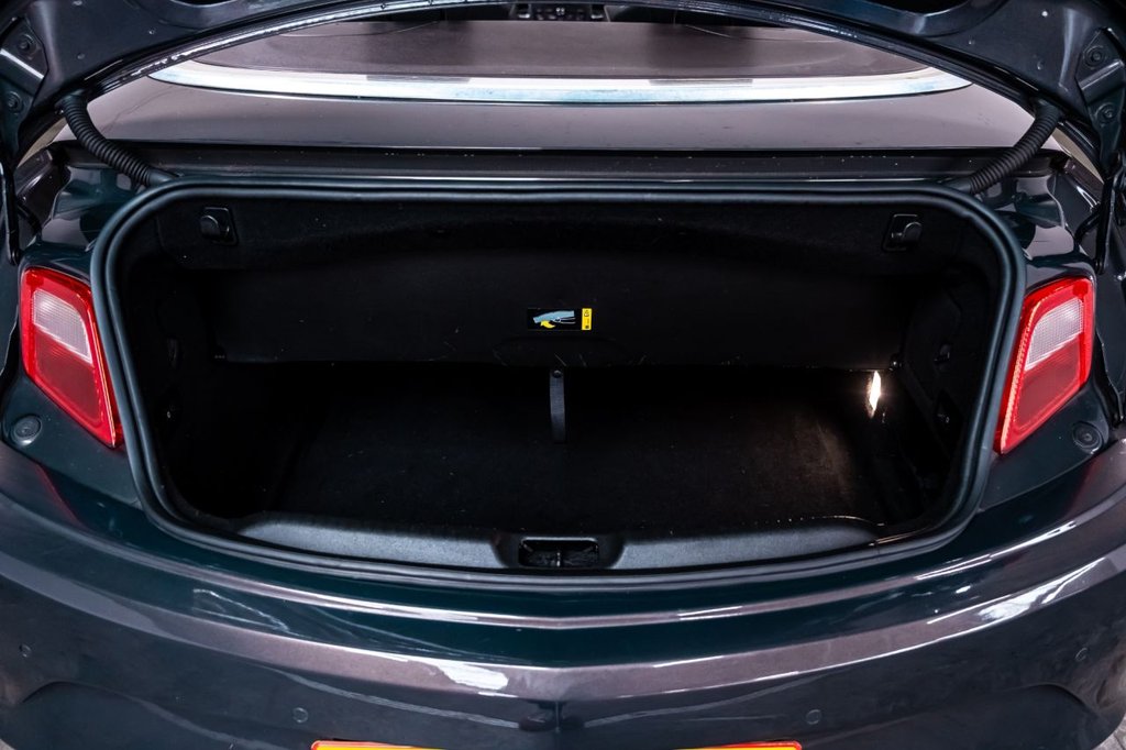 Used Vauxhall Cascada 2013 for sale - 76642153: Photo 31