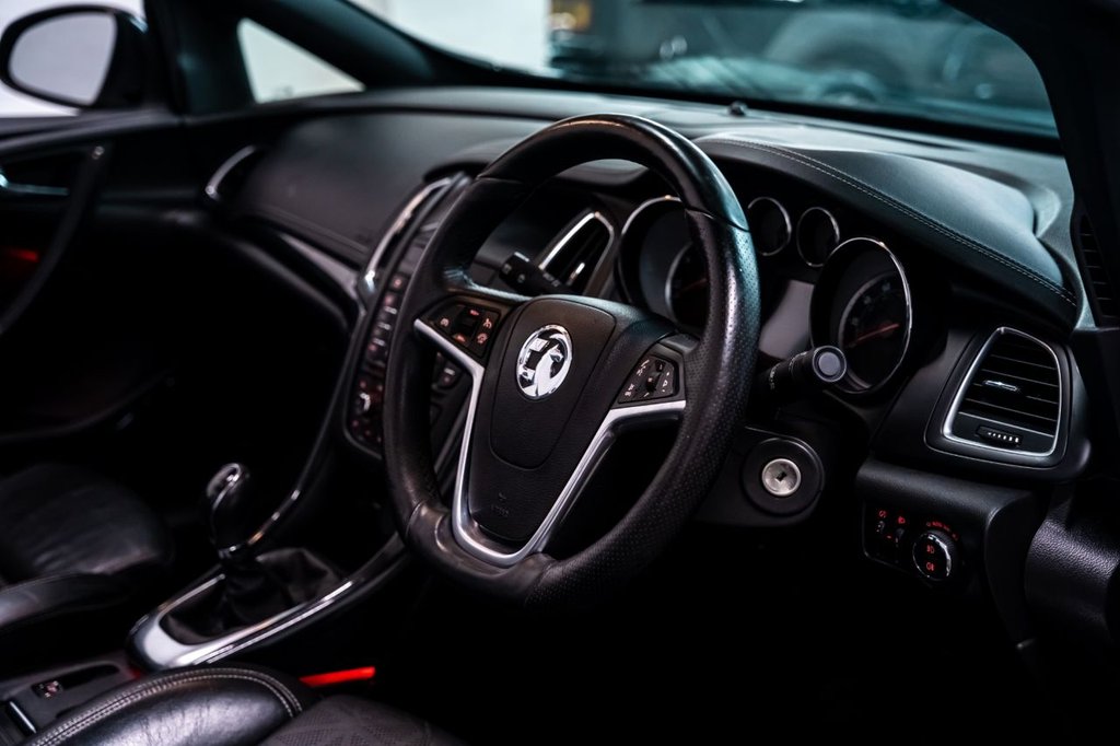 Used Vauxhall Cascada 2013 for sale - 76642153: Photo 7