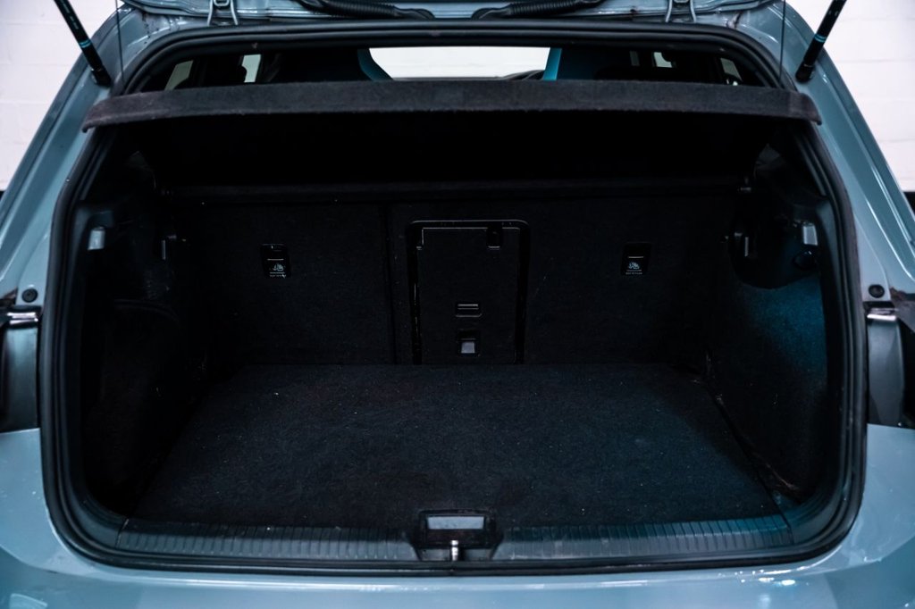 Used Volkswagen Golf 2021 for sale - 76900290: Photo 35