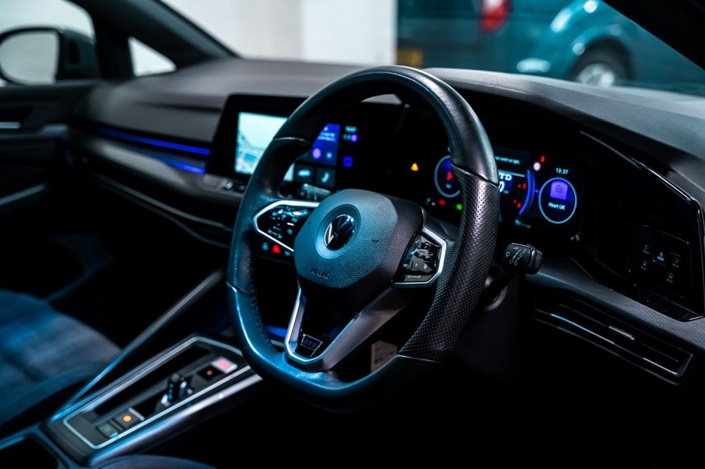 Used Volkswagen Golf 2021 for sale - 76900290: Photo 7