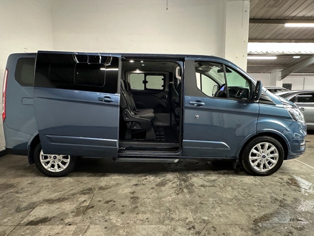 Used Ford Tourneo Custom 2022 for sale - 75974312: Photo 2