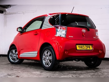 Used Toyota IQ 2013 for sale - 76223329: Photo