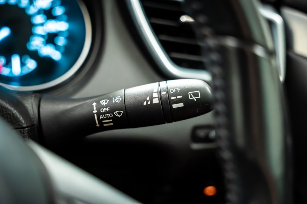 Used Nissan Qashqai 2018 for sale - 76454284: Photo 18