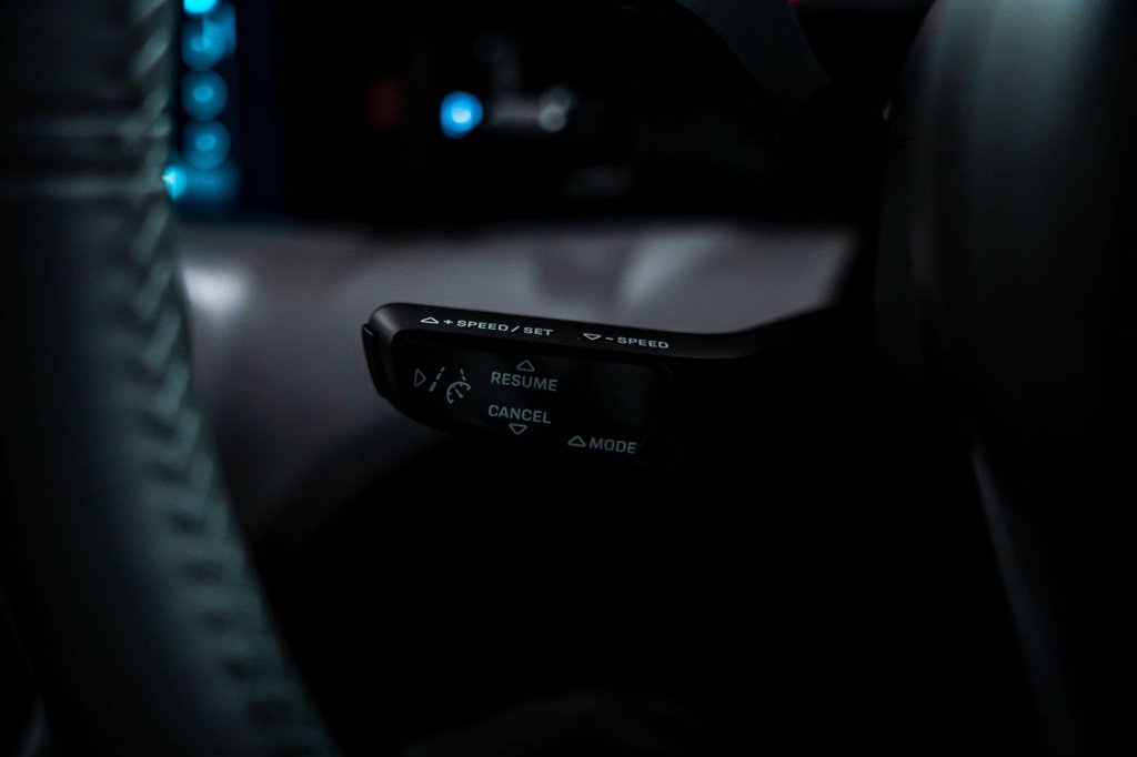 Used Porsche Taycan 2023 for sale - 78068391: Photo 28