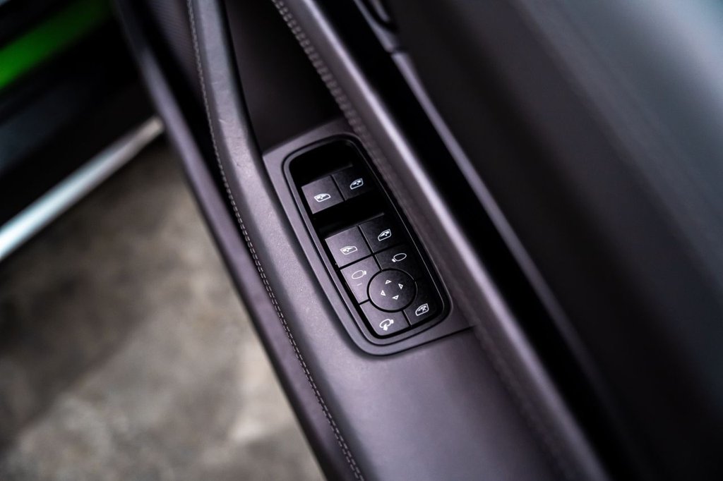 Used Porsche Taycan 2023 for sale - 78068391: Photo 30