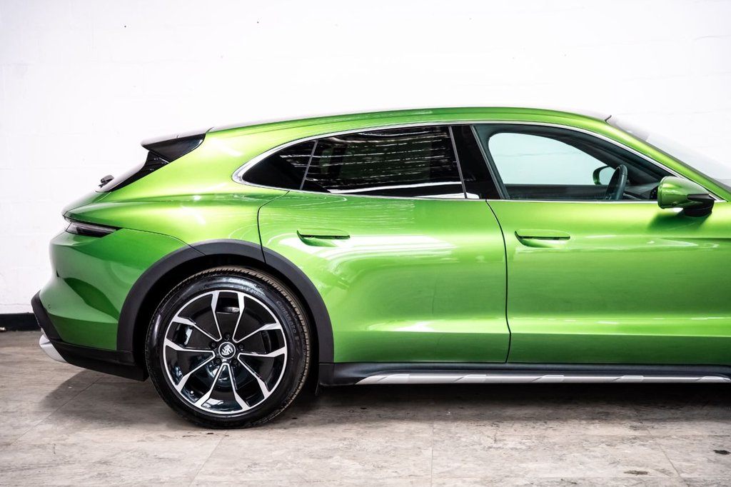 Used Porsche Taycan 2023 for sale - 78068391: Photo 34