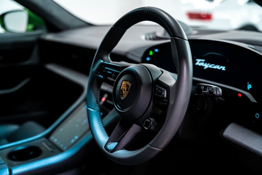 Used Porsche Taycan 2023 for sale - 78068391: Photo 8