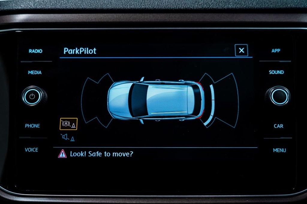 Used Volkswagen T-Roc 2018 for sale - 76417855: Photo 13