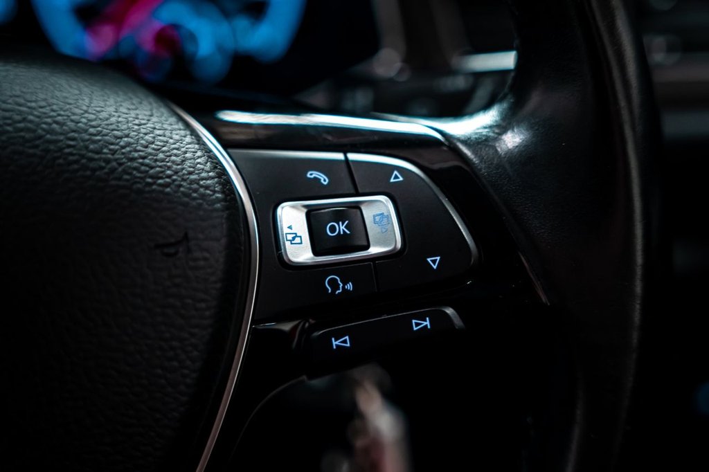 Used Volkswagen T-Roc 2018 for sale - 76417855: Photo 17