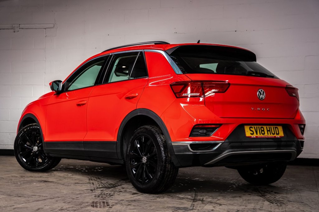 Used Volkswagen T-Roc 2018 for sale - 76417855: Photo 3