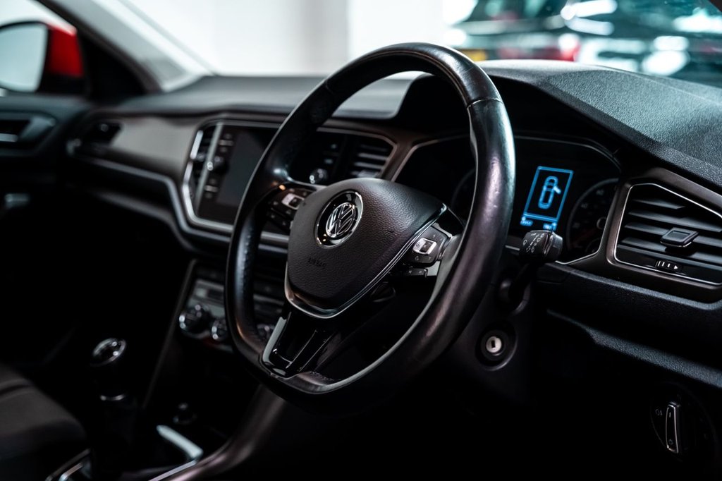 Used Volkswagen T-Roc 2018 for sale - 76417855: Photo 7