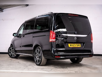 Used Mercedes-Benz V-Class 2023 for sale - 77765636: Photo