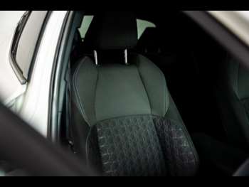 Used Toyota C-HR 2021 for sale - 74796044: Photo